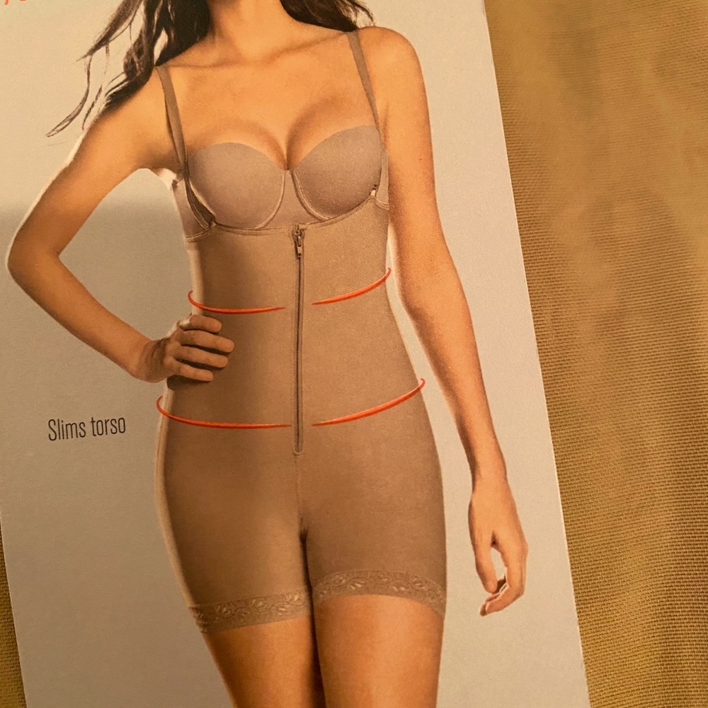 Shaper short with booty lifter